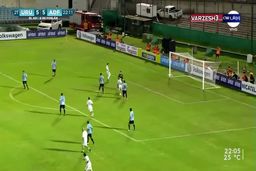 وقتی لوئیس سوارز دروازه بان میشود!