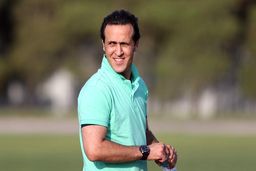 علی کریمی:به خاطر همین بچه، سکوت کرده‌ام /  می‌دانم این داستان‌ها از کجا آب می‌خورد

