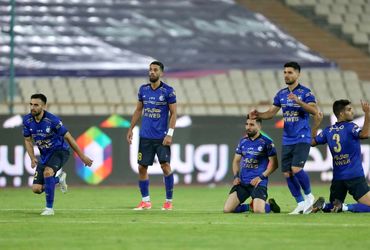 ضربات پنالتی پرسپولیس و استقلال در دربی 96