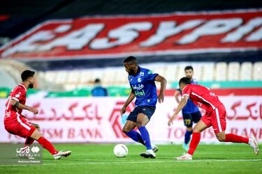 تصاویر دربی ۹۷ و تساوی استقلال و پرسپولیس