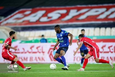تصاویر دربی ۹۷ و تساوی استقلال و پرسپولیس