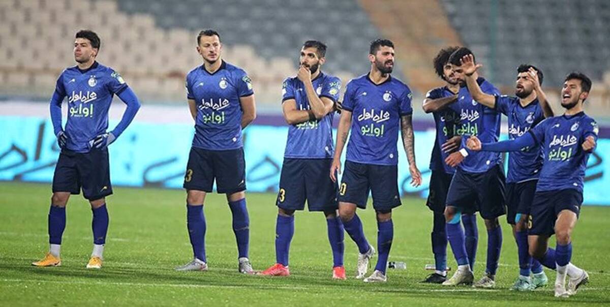 مهاجم استقلال جدا شد