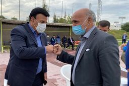 حضور مدیرعامل سابق استقلال در تمرین آبی‌پوشان