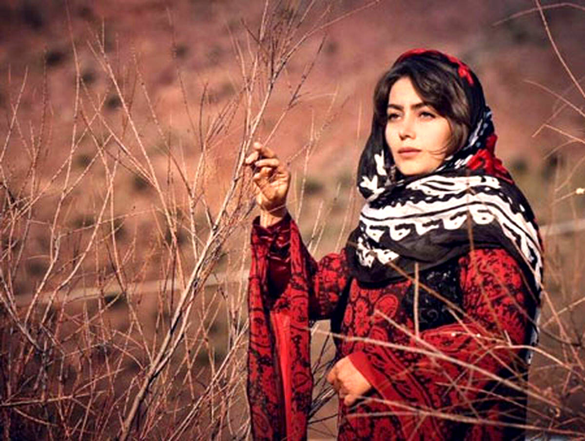 سوتی شرم‌آور هدیه بازوند (روژان نون خ) در کارواش | ویدئوی جنجالی از هدیه بازوند | عکس هدیه بازوند و همسرش