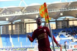 خلعتبری: اسم علی کریمی را ۲ تریلی هم نمی‌کشد

