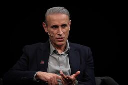 یحیی گل محمدی از هواداران پرسپولیس رخصت گرفت