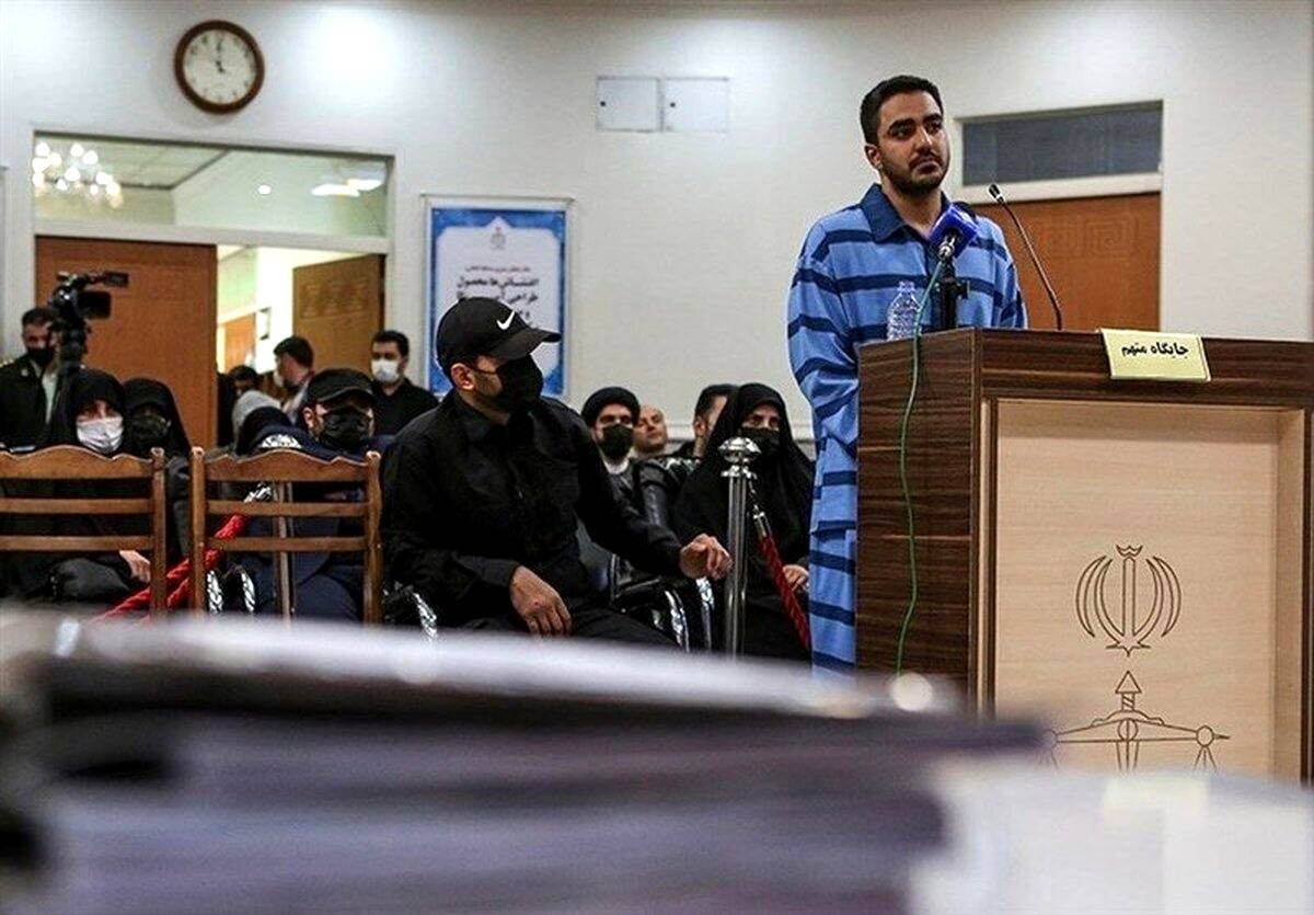 تصاویر 16+ از لحظه اعدام قاتل دو بسیجی در مشهد