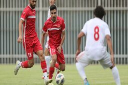 چرا احمدی در پرسپولیس نیمکت نشین است!
