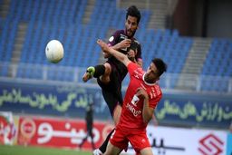 اعتراض پدیده به بازی کردن آل کثیر