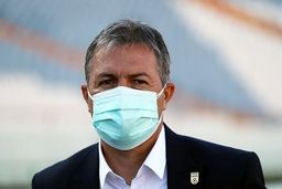 اسکوچیچ تهدید کرد؛ واکسن نزنید خط می خورید!