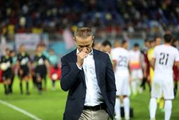 اوضاع پیچیده صدرنشین / بمب ساعتی لیگ در دستان گل‌محمدی!



