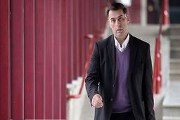 آذری: آنها مهندس نیستند، دلال هستند! / نمی دانم در مجمع فدراسیون فوتبال، ۹ مرد دیگر پیدا می شود؟



