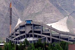 لیگ برتر از نیم فصل در استادیوم تختی
