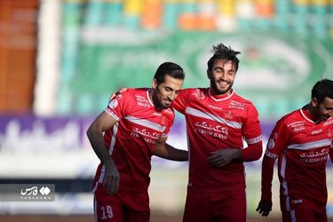  صعود پرسپولیس با غلبه بر ذوب آهن