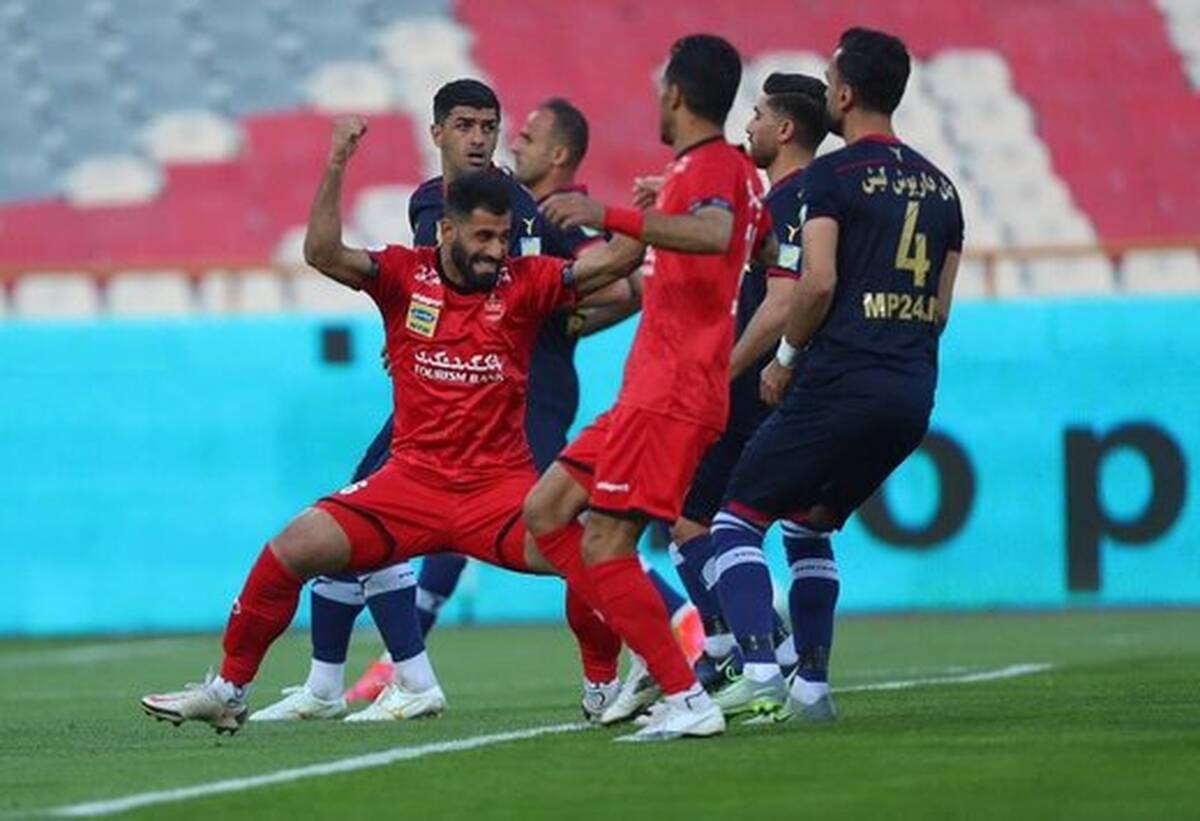 مربی نساجی:اشتباهات داوری بازی با پرسپولیس بیش از حد تصور بود