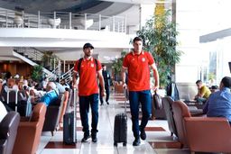 تصاویر ملی پوشان در CIP فرودگاه امام(ره)