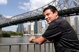 اعتراض شدید علیرضا فغانی: چرا عراب براقی خط خورد؟

