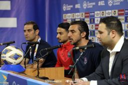 هافبک نساجی:امیدوارم سربلند از زمین خارج شویم