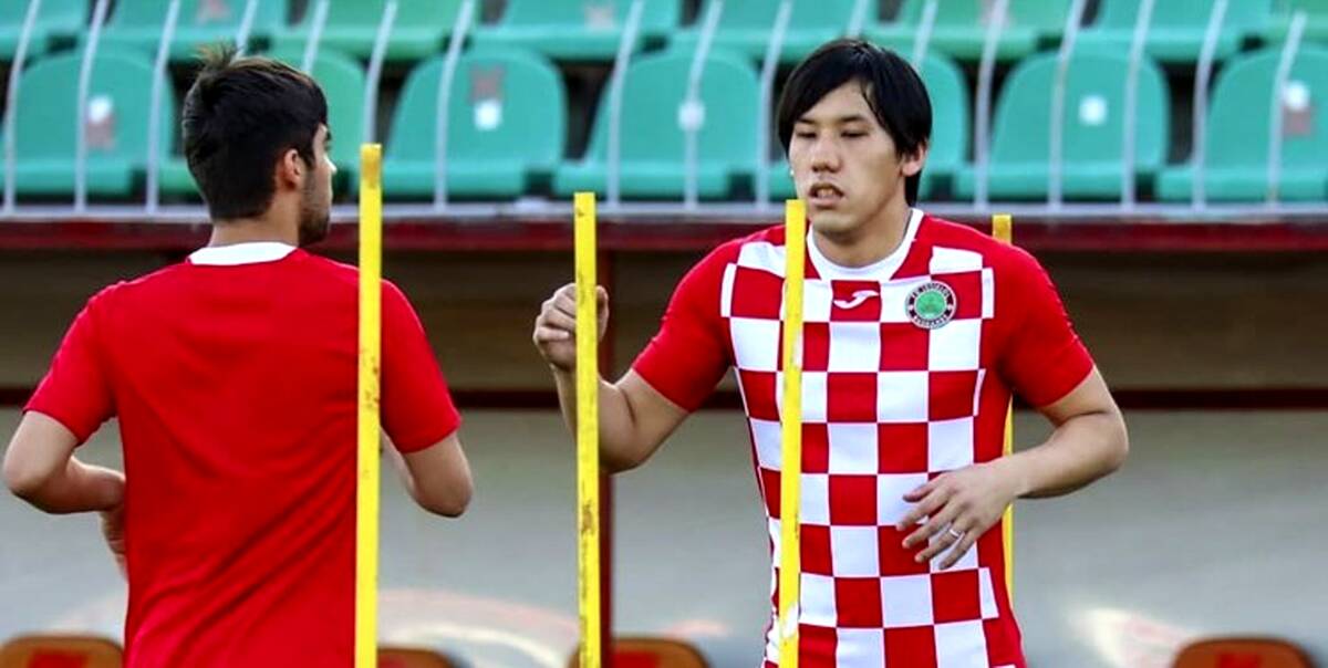 هافبک ژاپنی برای استقلال مقابل پرسپولیس بازی می کند
