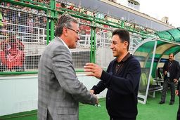 همه گزینه‌های عجیب سرخابی؛ قلعه‌نویی در پرسپولیس، پیروانی در استقلال!

