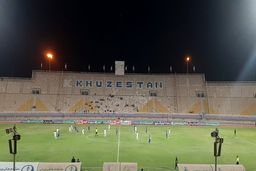 متخصص در نیمه نهایی| هوادار صعود کرد 