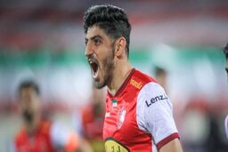 بازگشت پرسپولیس به صدر با یک بازی جذاب و دفاع دیدنی پیکان