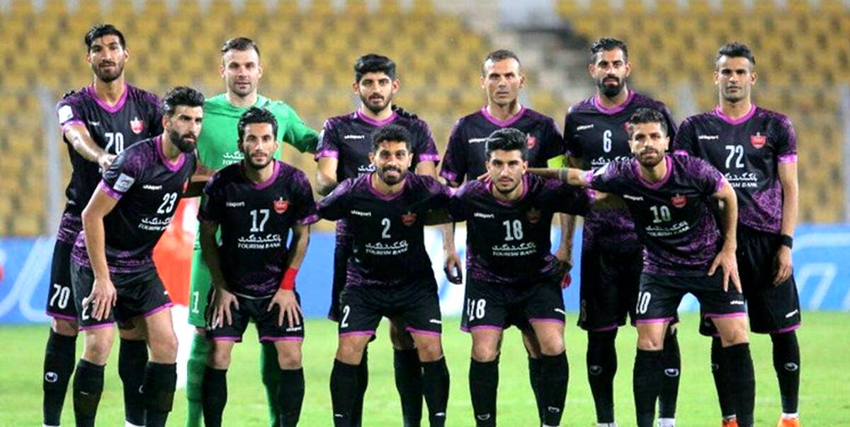 پیراهن مشکی بر تن بازیکنان پرسپولیس