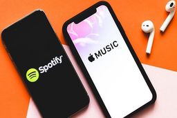 بررسی و مقایسه امکانات اکانت اپل موزیک در مقایسه با اسپاتیفای