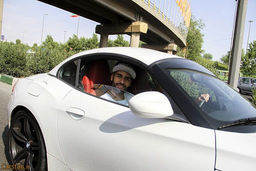 تصویر جدید همسر مهدی طارمی در یک مکان باستانی