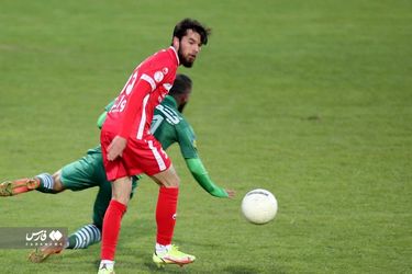  صعود پرسپولیس با غلبه بر ذوب آهن