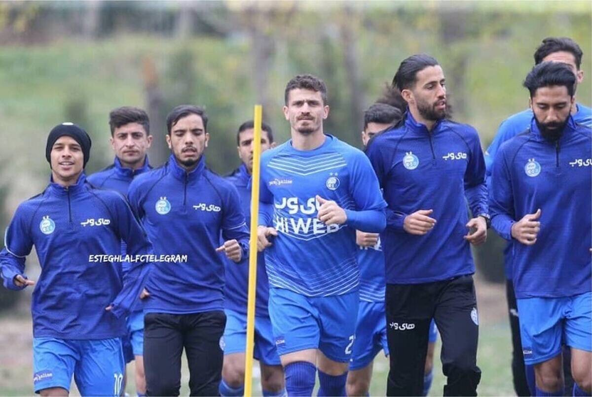 قراردادهای سنگین سوژه شد/ مخالفت ۳ بازیکن سرشناس استقلال با کاهش قراردادها

