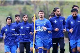 قراردادهای سنگین سوژه شد/ مخالفت ۳ بازیکن سرشناس استقلال با کاهش قراردادها

