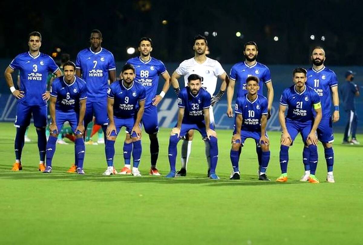 استقلال همچنان چشم انتظار مجوز زیارت خانه خدا
