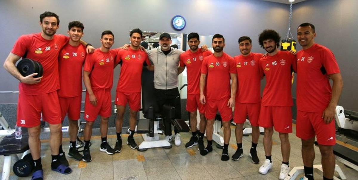 بازیکنان پرسپولیس به آب زدند