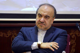 نوری: وزیر ورزش استقلال را موش آزمایشگاهی کرده/ چرا رفیق بازی می‌کنید؟

