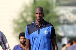 طلسم شکنی شیخِ آبی با تکرار گلزنی به تراکتور

