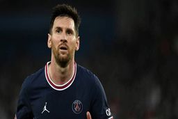 لحظه حمله جیمی جامپ به لیونل مسی|فیلم