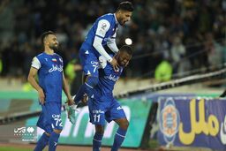وادع استقلال با محبی جدی شد!