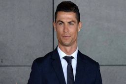 رونالدو به پردرآمدترین چهره تبلیغاتی دنیا تبدیل شد

