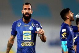 دو راهی عجیب استقلال بین روزبه چشمی و وحید محمدزاده