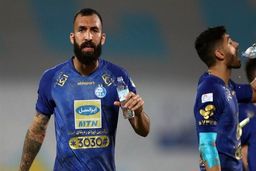 دو راهی عجیب استقلال بین روزبه چشمی و وحید محمدزاده