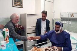 فیلم عیادت درویش و خوردبین از بیرانوند در بیمارستان