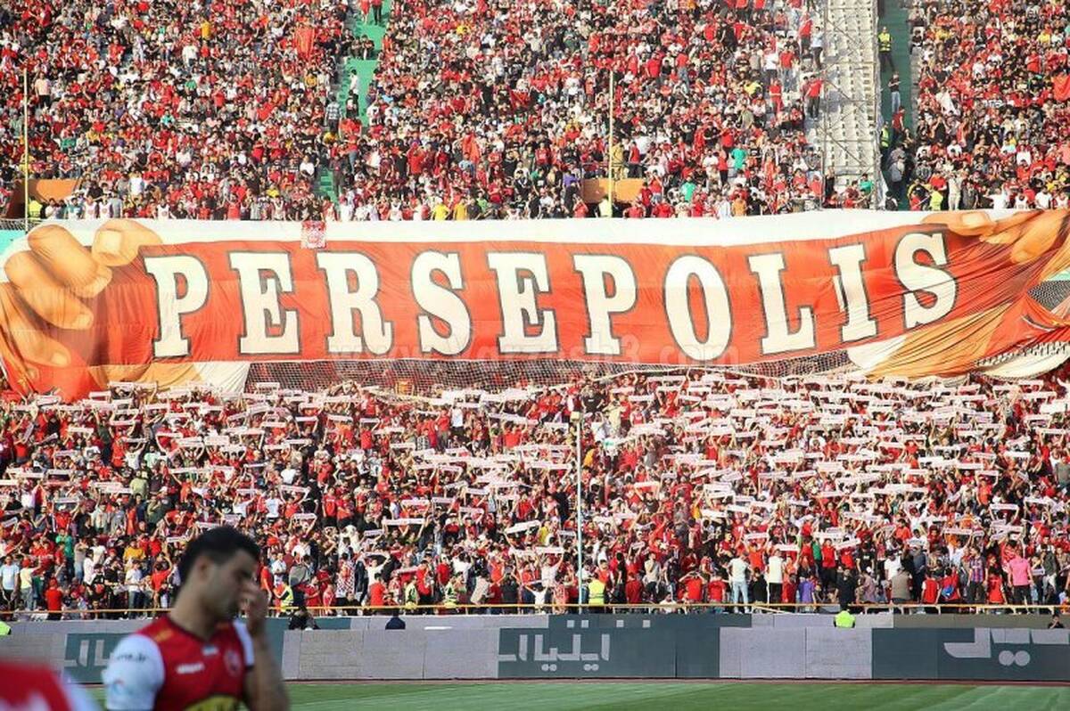 تیم پرسپولیس با هواپیمای چارتر به ساری می رود