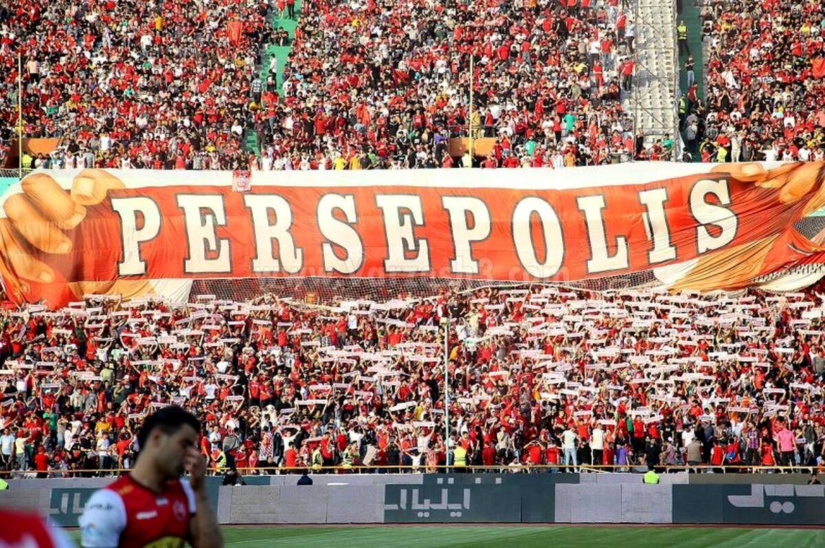 تیم پرسپولیس با هواپیمای چارتر به ساری می رود