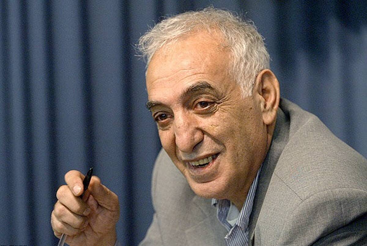 ناصر نوآموز: در فدراسیون فوتبال قحطی مسئول آمده است!

