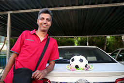 جنجال جدید عادل فردوسی پور در جام جهانی | شباهت باورنکردنی یک زن به عادل | استقبال یک مرد بی لباس از فردوسی پور | فیلم 