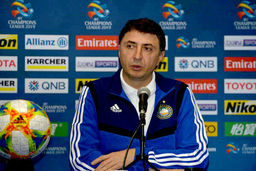 پاختاکور سرمربی کرونایی خود را جا گذاشت!
