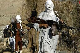 فیلم:طالبان مردم را گلوله باران کرد