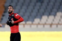 مهاجم پرسپولیس روانشناس می‌خواهد