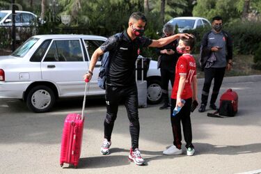 بدرقه کاروان پرسپولیس